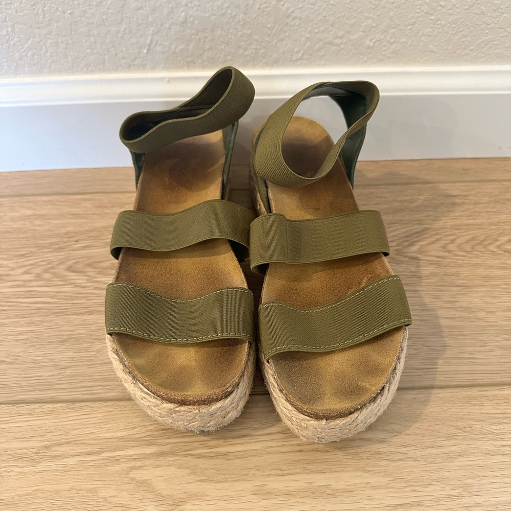 Steve Madden Platform Sandals